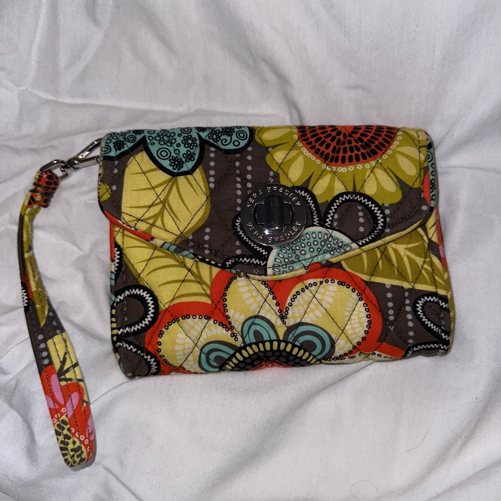 Vera Bradley wristlet in Flower Shower